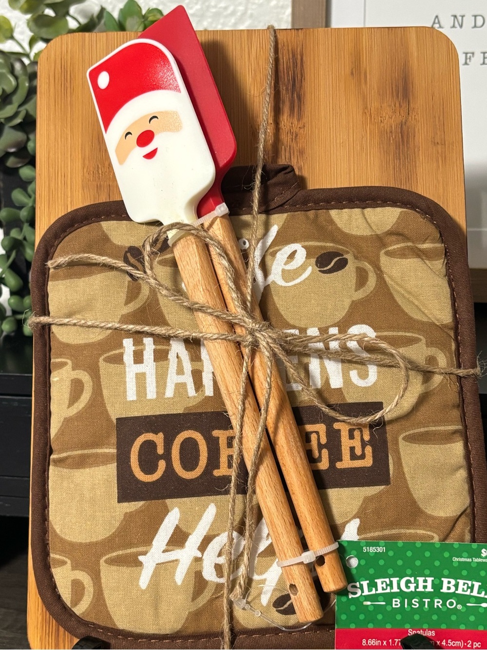 Hand Crafted Cutting Board Holiday Gift Set